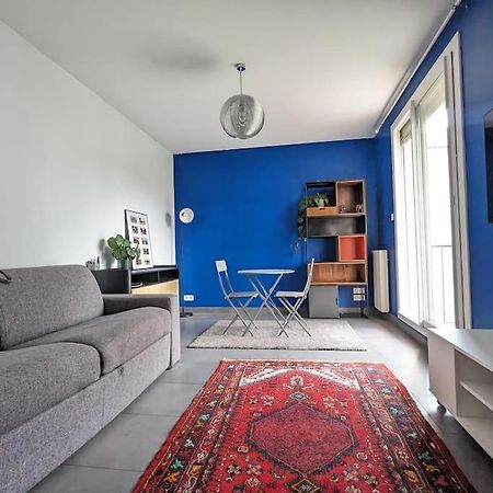Charmant Studio Avec Balcon Et Vue Tour Eiffel Paříž Exteriér fotografie